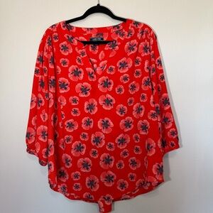 Lands End Poppy Blouse Womens 18W V-Neck Red Floral 3/4 Sleeve Curved Hem Pleat